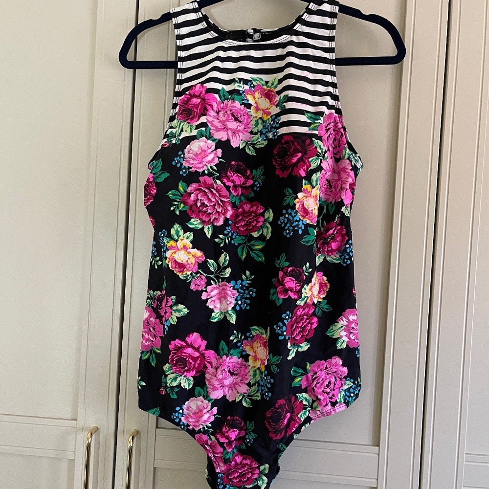 Torrid One Piece Bathing Suit 2X